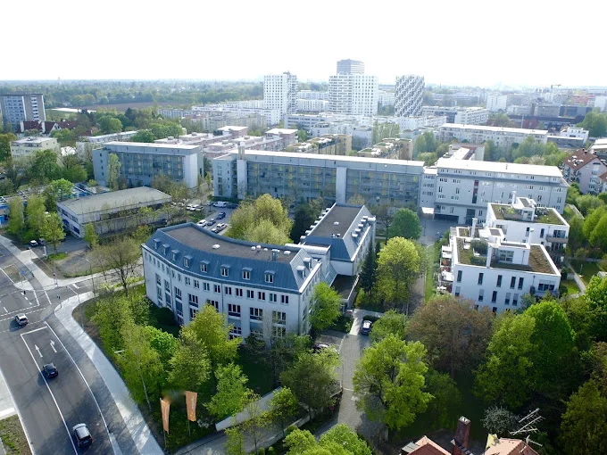 New European College GmbH 