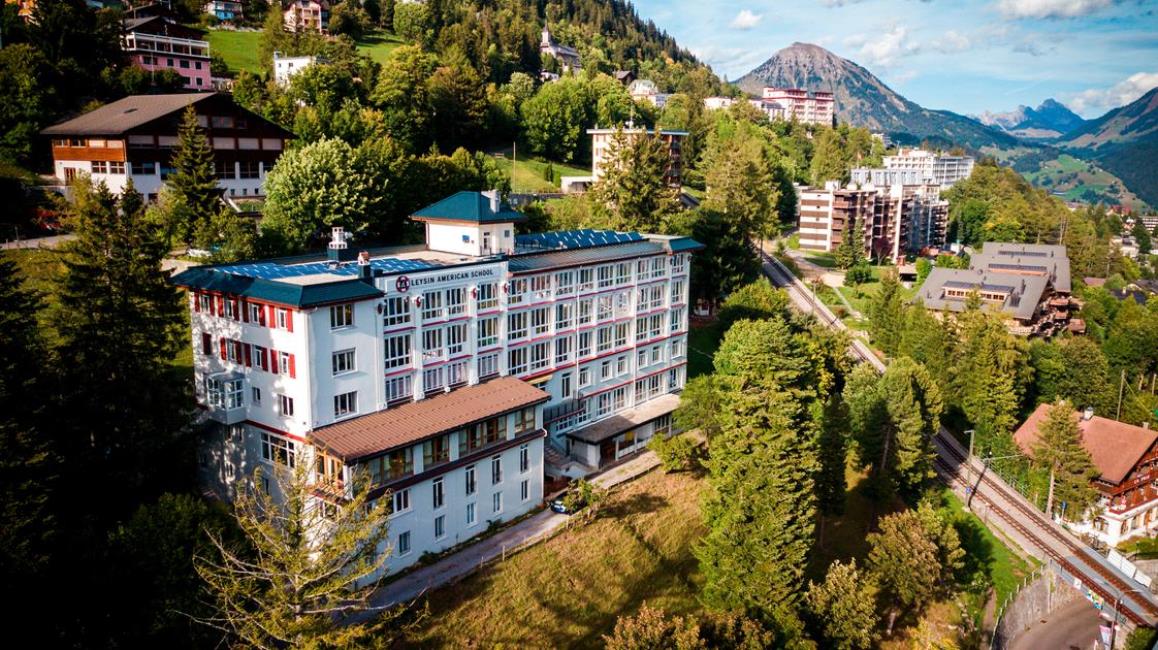 Leysin American School (LAS)