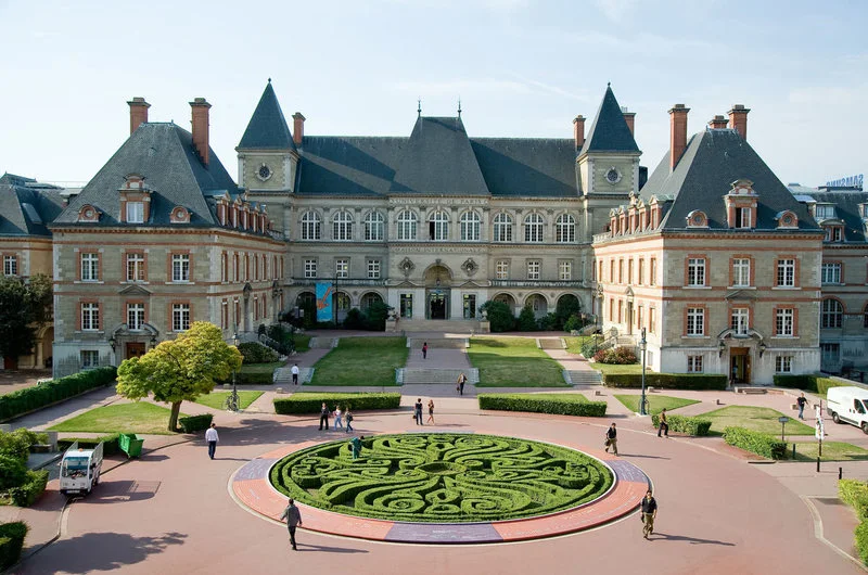 Schiller International University