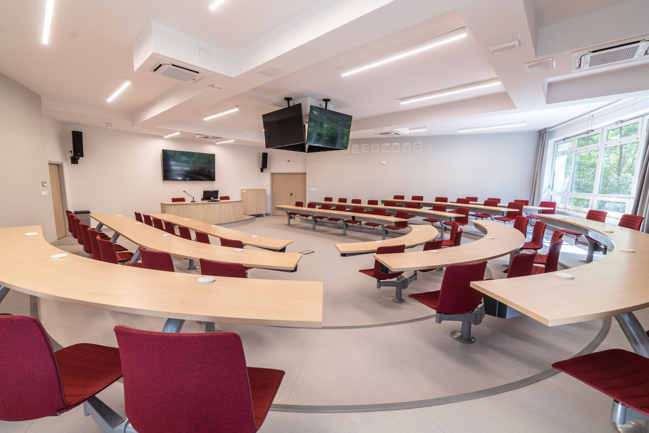 Lazarski University