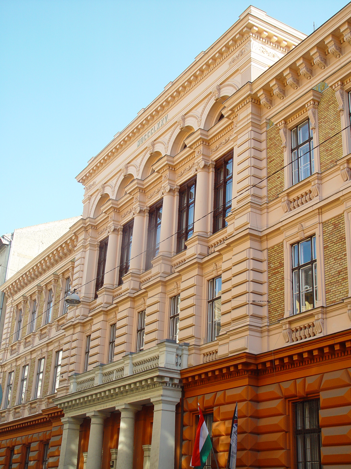 Budapest University of Economics and Business (BUEB)